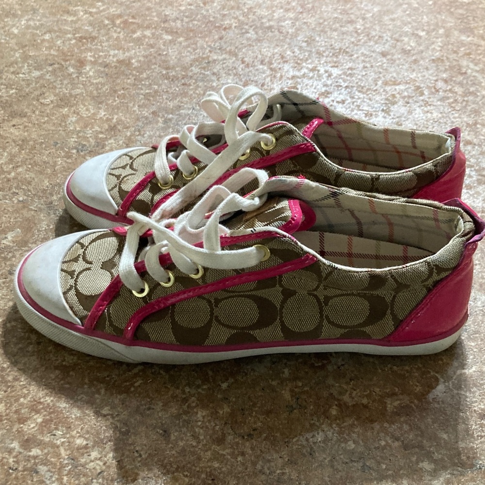 Coach Tan Signature Canvas Sneakers with Pink Trim - Picture 3 of 7